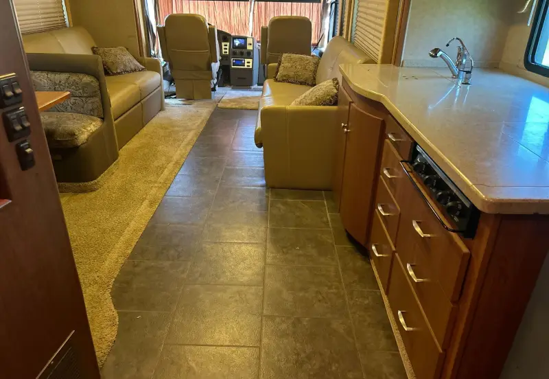 2008 Winnebago Journey photo 51